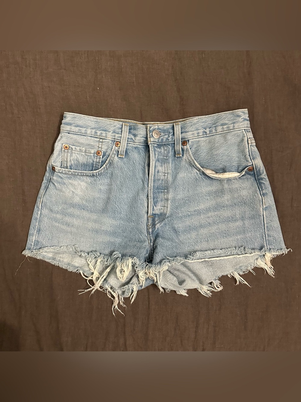 LEVI’S 501 JEAN SHORT